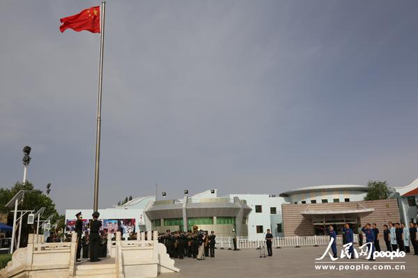 女攝影家孫錦云教授全程跟拍神十飛天