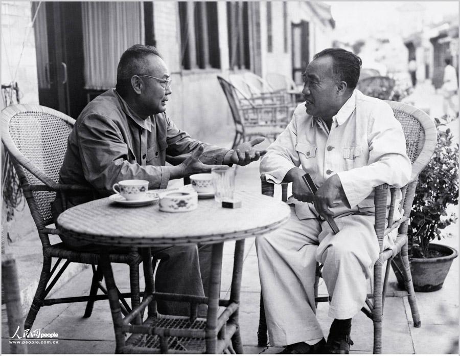 ~ӢϺ1953 z