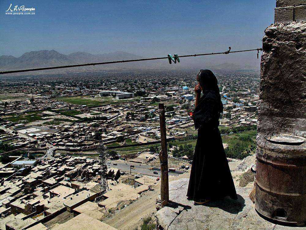 @λŮhhΕrܲбը  ӔzӰ