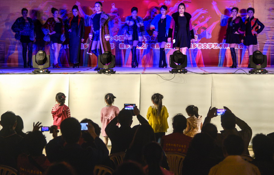 Ļ»ӡͩlzӰLƷ7