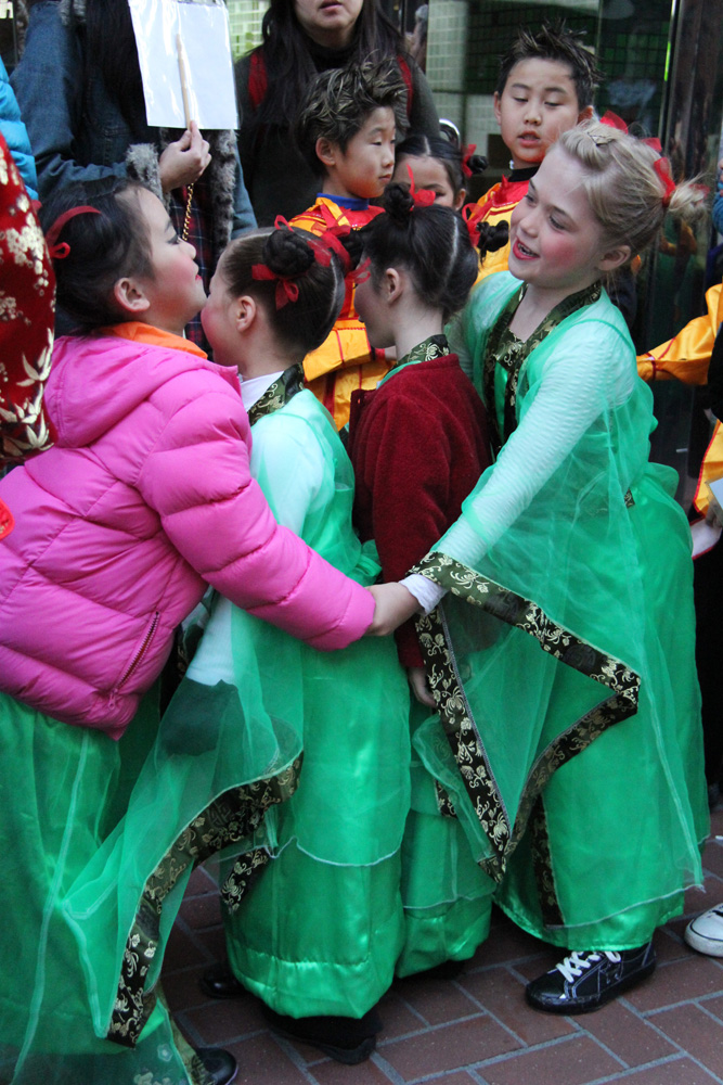 Їf/zӰ ˈDƬЇŮzӰ҅fṩƷՈDd