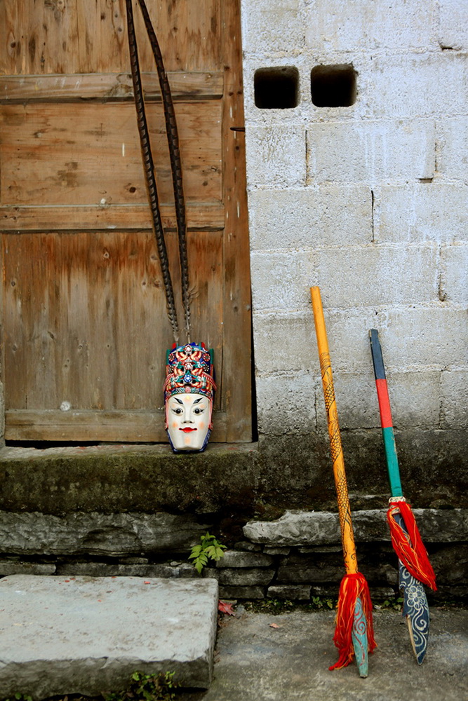 10ؑ^ ǿtzӰ