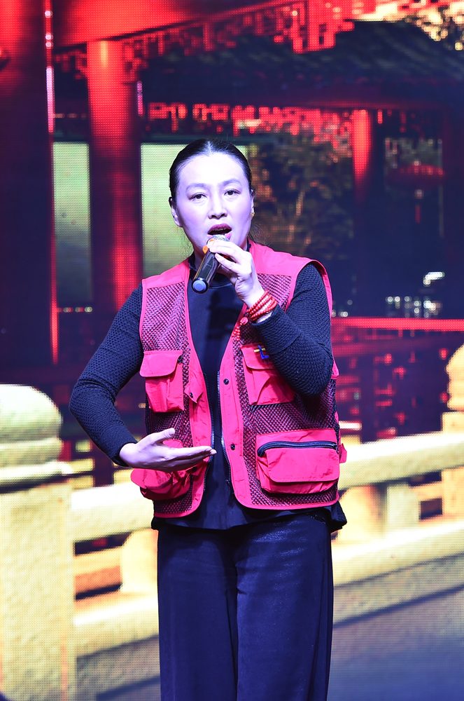 26.ʝŮzӰRݳԥlfŮӲСZ㾧zӰ