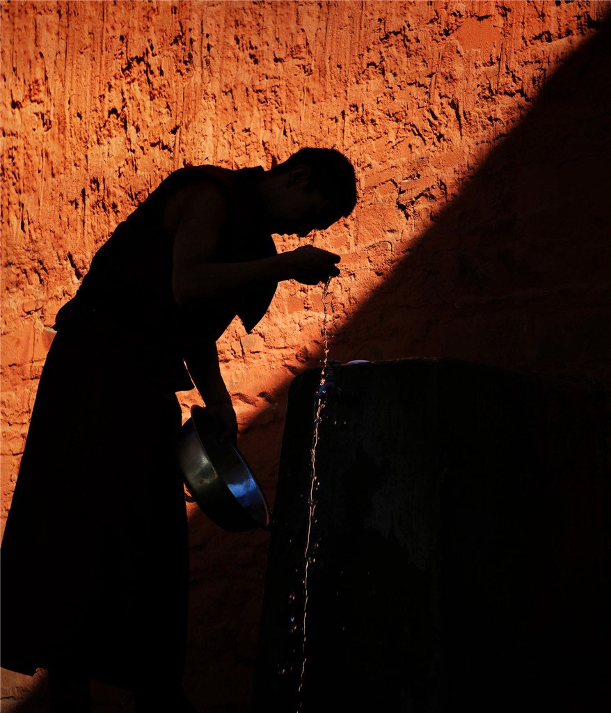 ߌЇŮzӰ҅fTƷչˮɮH