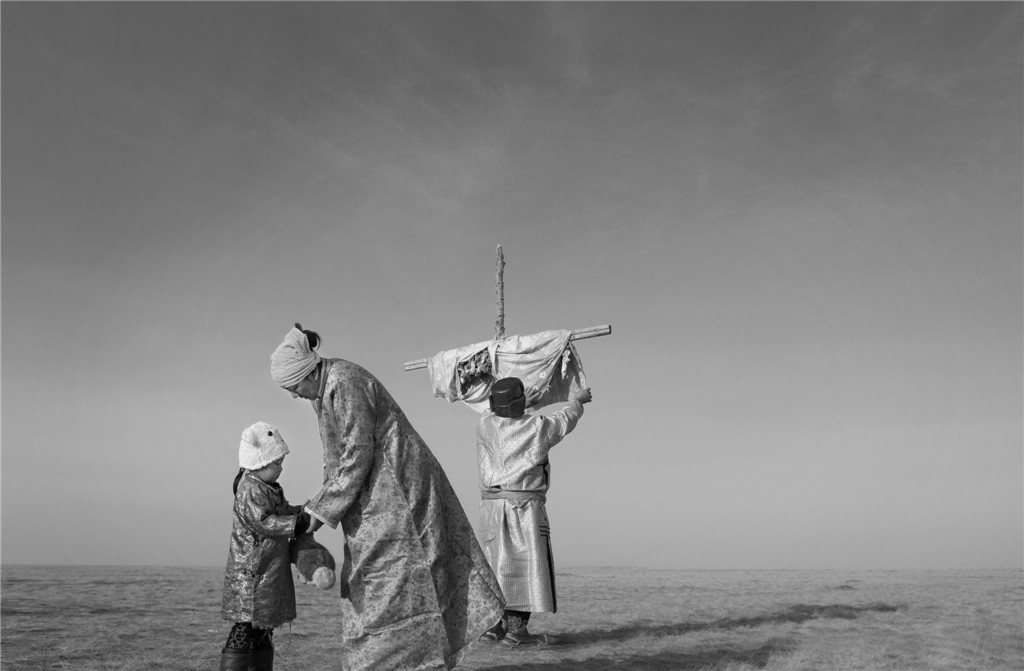 ߌЇŮzӰ҅fTƷչڲԭ