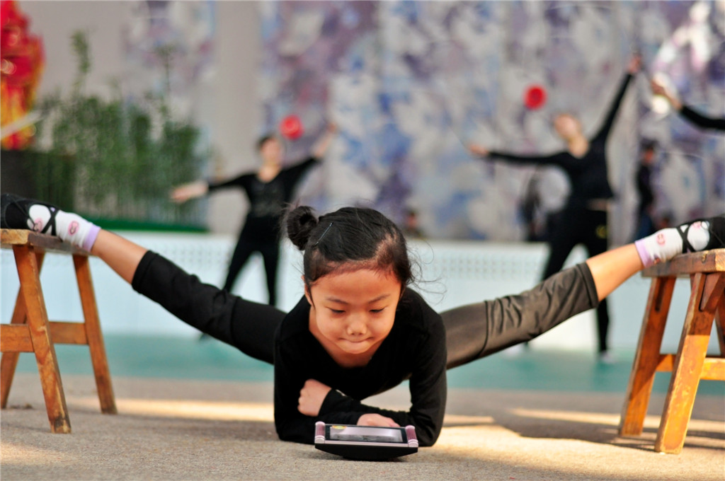 ߌЇŮzӰ҅fTƷչ_һ_ʮ깦