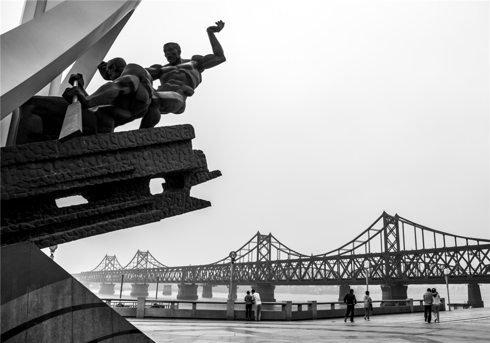 14ڶ򳯷һF܉ըλ|F·ֽM200˛_ϽbMɳʯɳRrľסܓpʹޏ