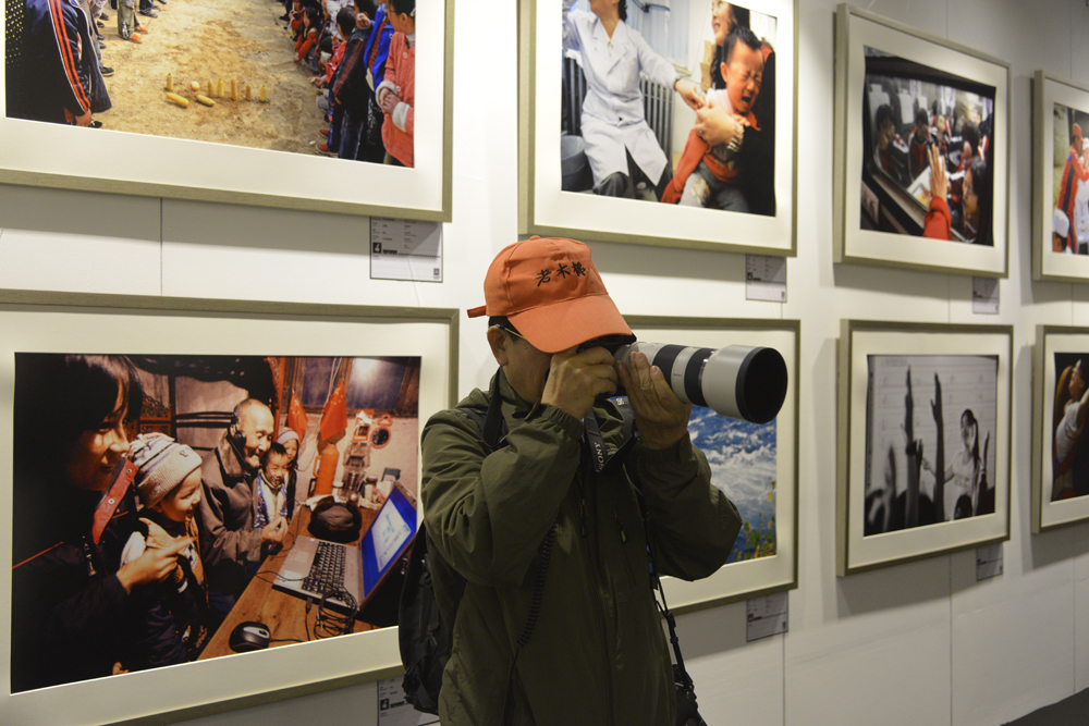 2017HzӰr ŮԡzӰƷչ冢¡4