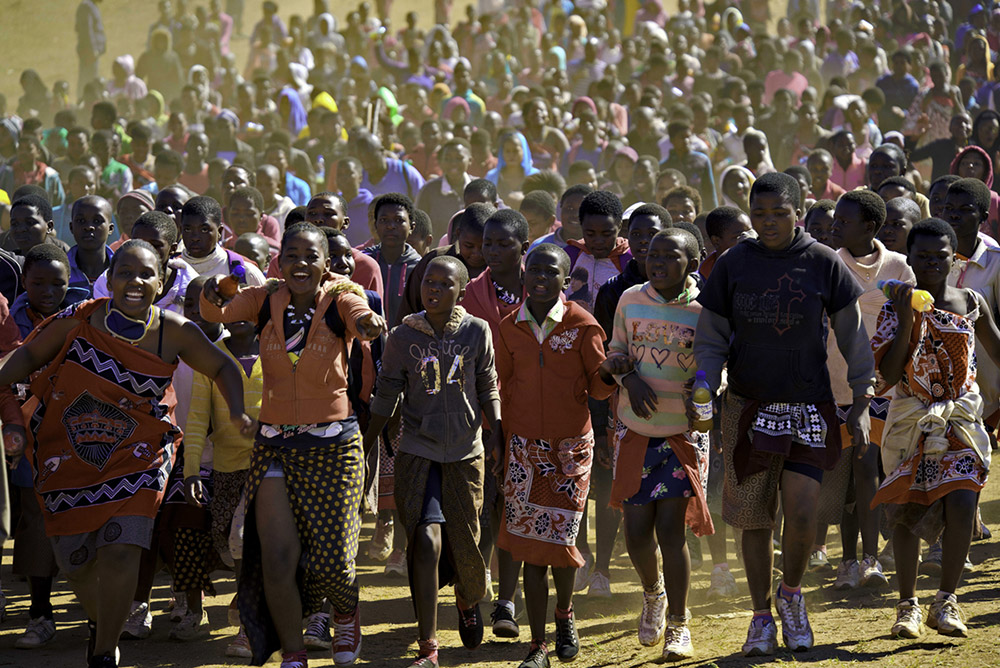 《非洲婦女》梁子作品