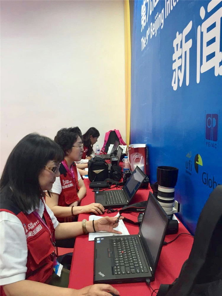 14.ЇŮzӰҾ۽ھŌñHӡˢgչ[