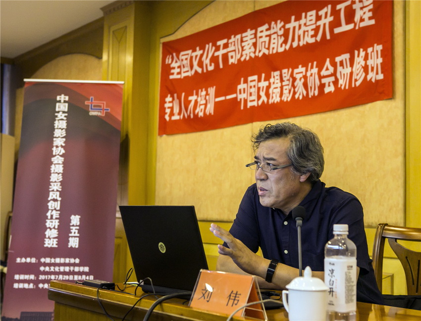 15.ЇˇgоԺоTЇzӰҡs־LvĻ^˼zӰġͬc󮐡־zӰ