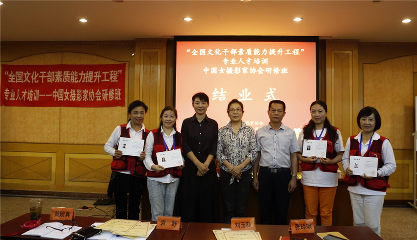 25.ްλίIȡYIC־zӰ