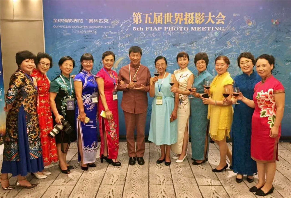 25.ŮzӰczӰ÷Ӱ