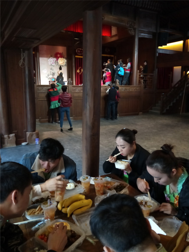 15.ŮzӰҾ۽¡Ӳ[@ɽzӰ