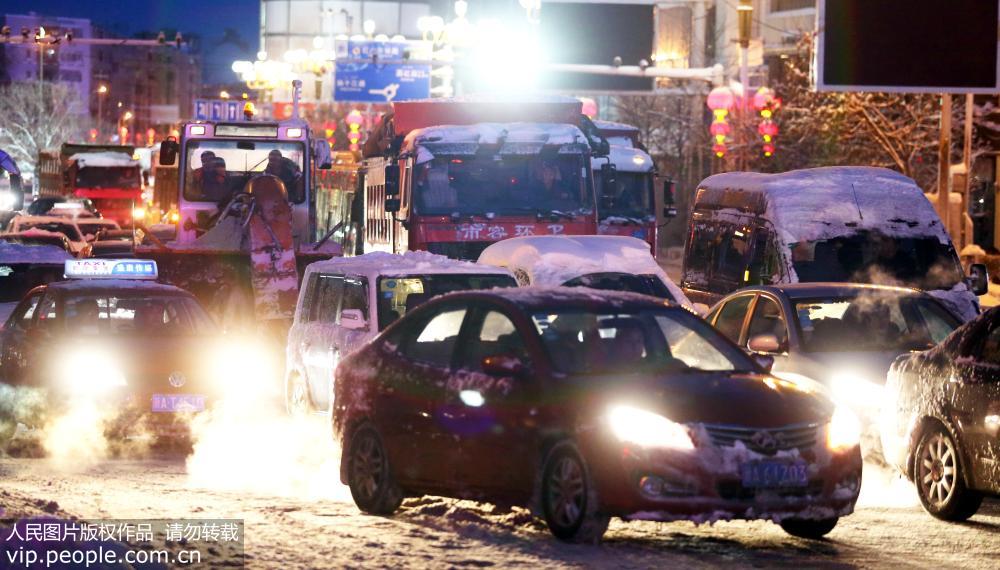 ����ľ�R������ѩ �����_�l����ѩ�Sɫ�A����̖��5��