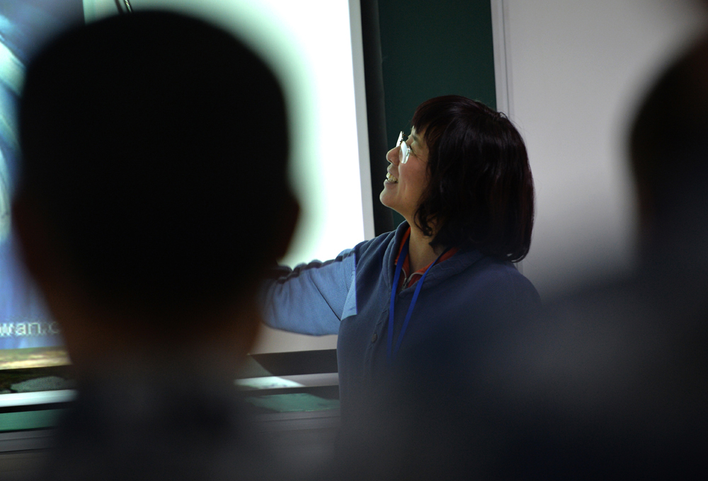 16.VՌoÿ궼rWУ꠵ȻӞMlǸ߿Ƽcvڻ۰ĵȵMпսOIӖ(zӰ)