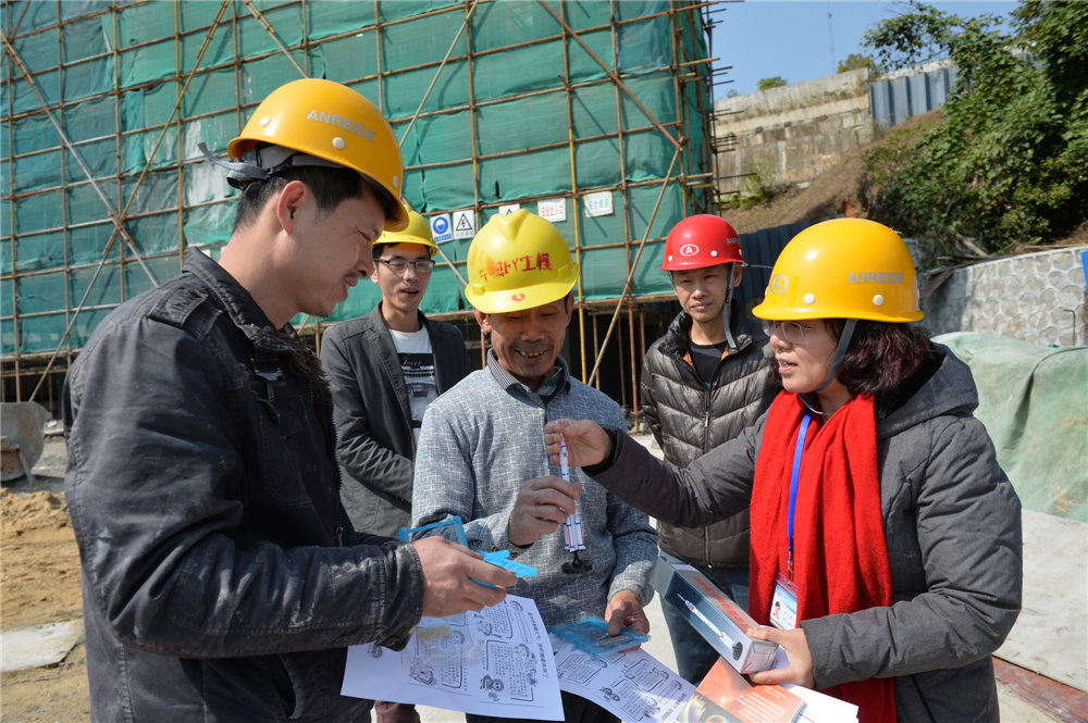 19.͚lP֪R˂clǹ̻AOԺ(zӰ)