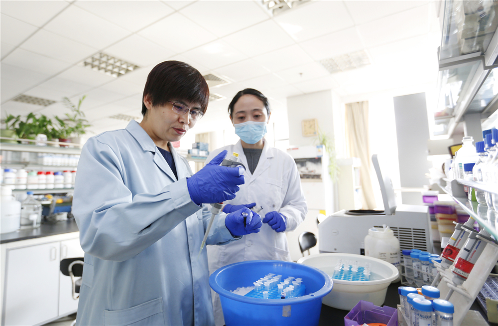 3.ӢtоT׺ÿ춼ںtWAcÇc҃Lrg(ZÔzӰ)