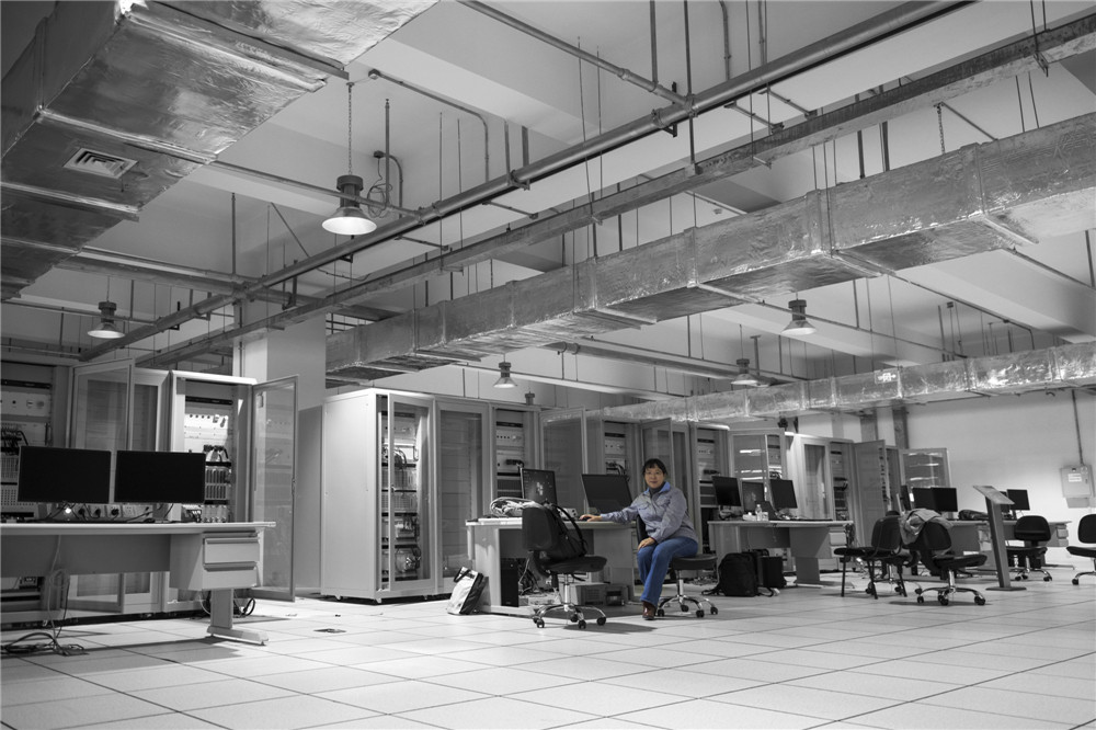 FƌWоԺλڱķԇ@wtlͬҹ^ڹӰ(zӰ)