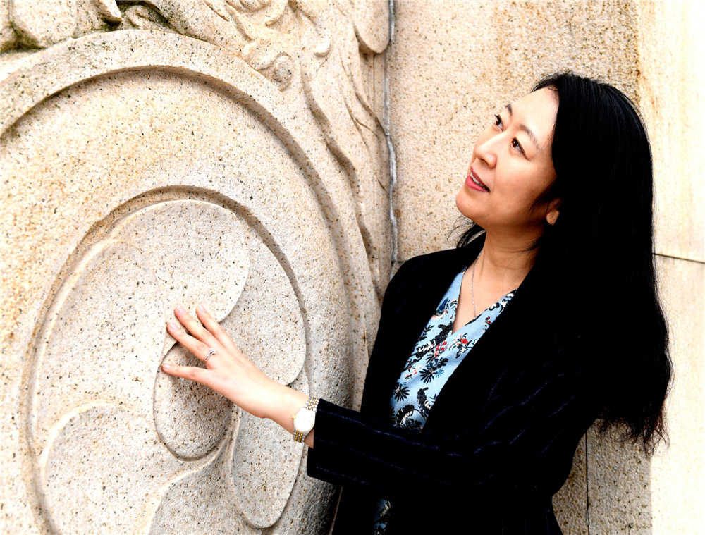 12.RfǳĹУ@һжMϲgɽWĻN͌Wg(O÷zӰ)