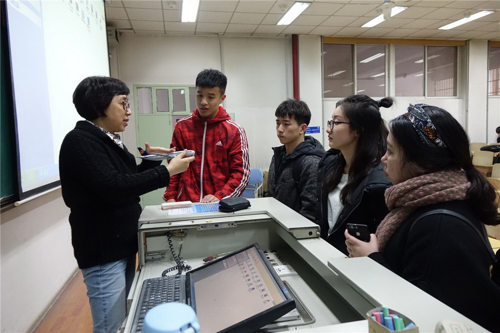 12.ncW뽻(ɽzӰ)