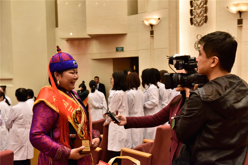 27.ȫ˼t֘˱CӽYýwĲL(zӰ)