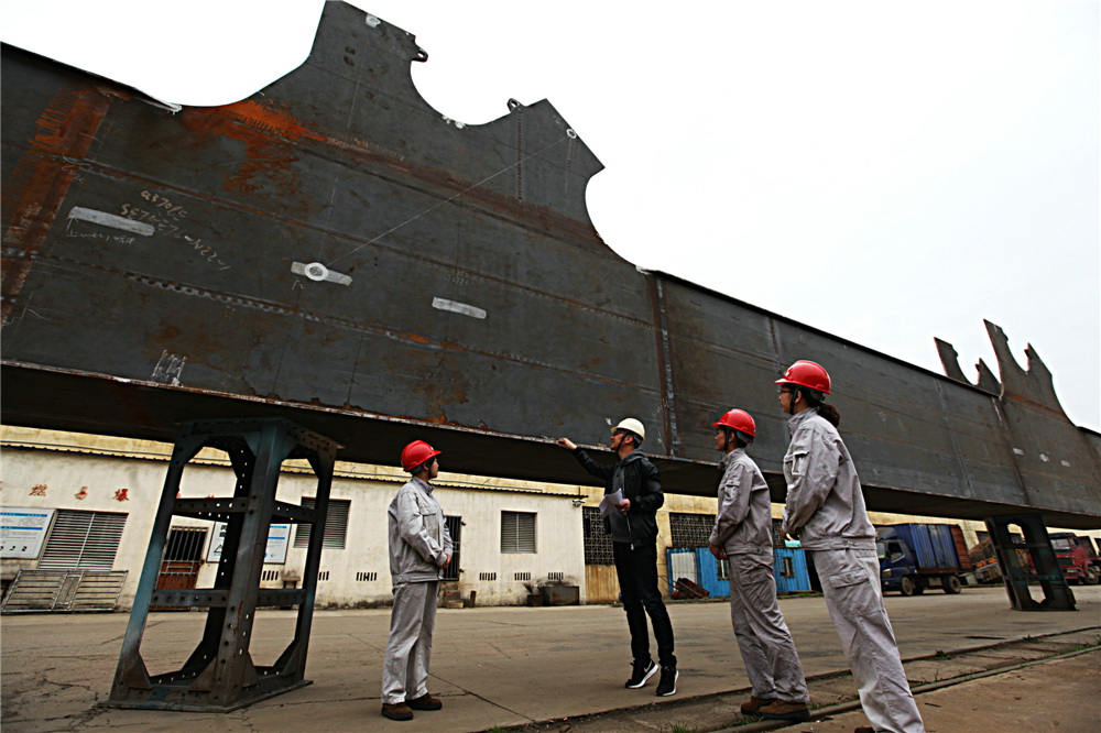 13.FŘŮ늺ͻ늺aƷܱOʢٝ@z(hzӰ)