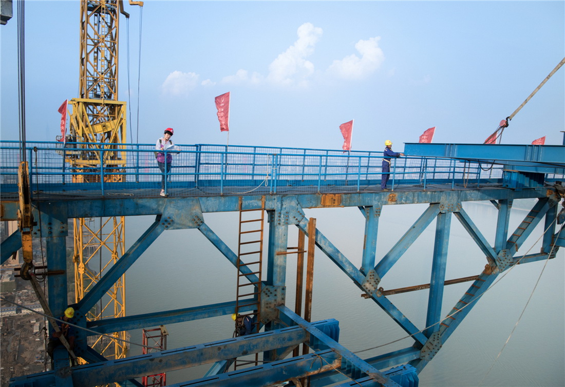 5.վڰϵĸ߶ȹѽǼҳ(zӰ)