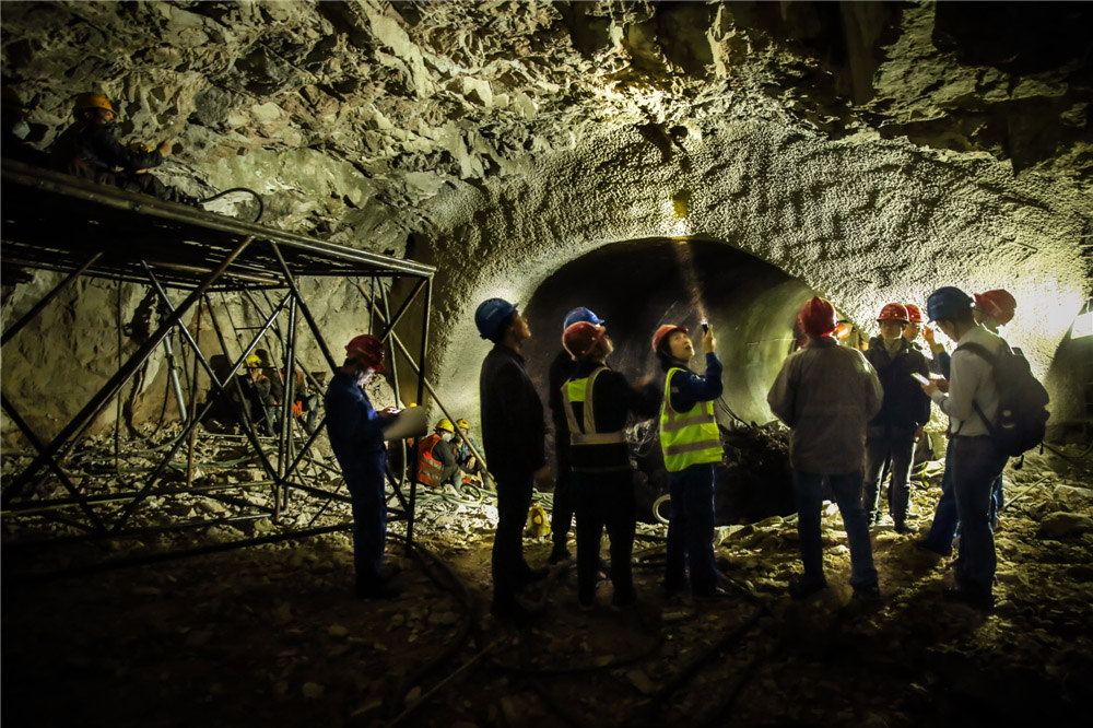 16.ڻ谵rc{ӑՓsĵ|r͑ʩԃhɵĿгɹQǰʩһЩy}FǰMķ(RzӰ)