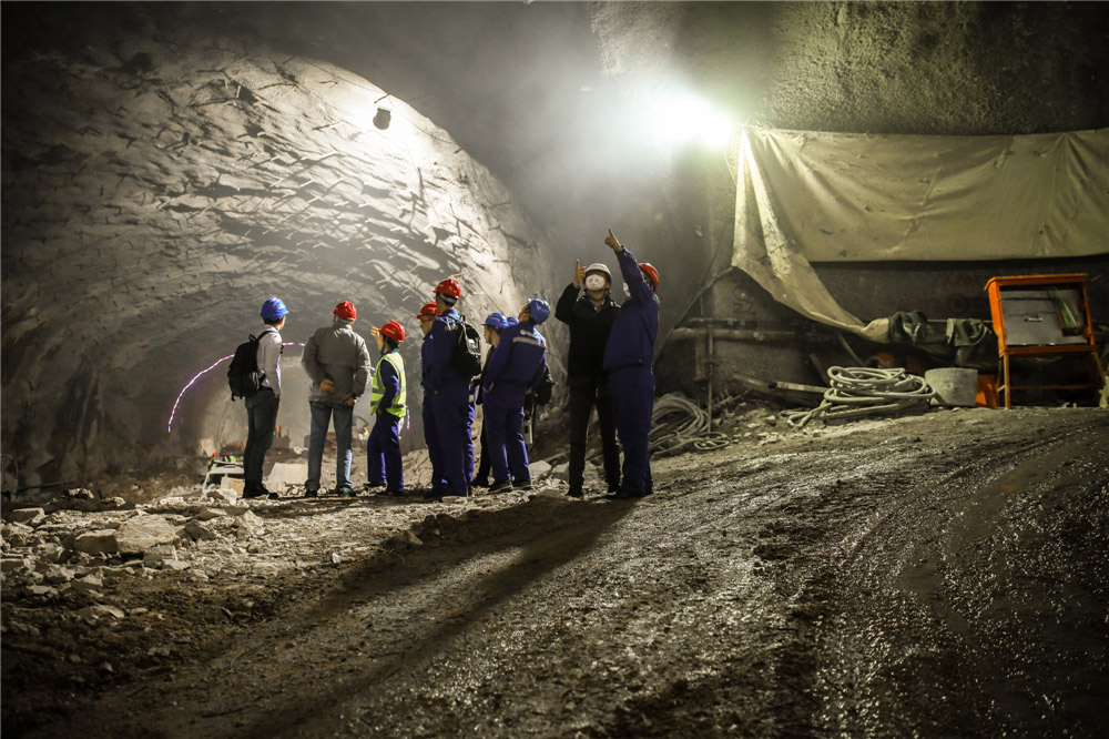 19.ИIǂMҕǵИISʩFŮMÿÿ@Nr㿂_ЦJ،fıoŰŮŶôܲ׌ŮM{^ӲČWgԄ׌ɲ@R侳[s ҊڌԒһ@߀zڇЦǲزסĵ(RzӰ)