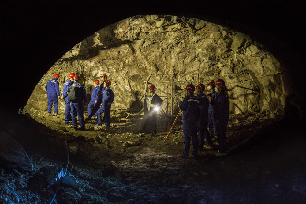 35.Ĕz^ָЩĬĬoڷۉmиĘıOy̎fՈoһЩR^@Щɐ۵Oy̎S@ЩoӢo҂ֻǱӰ(RzӰ)