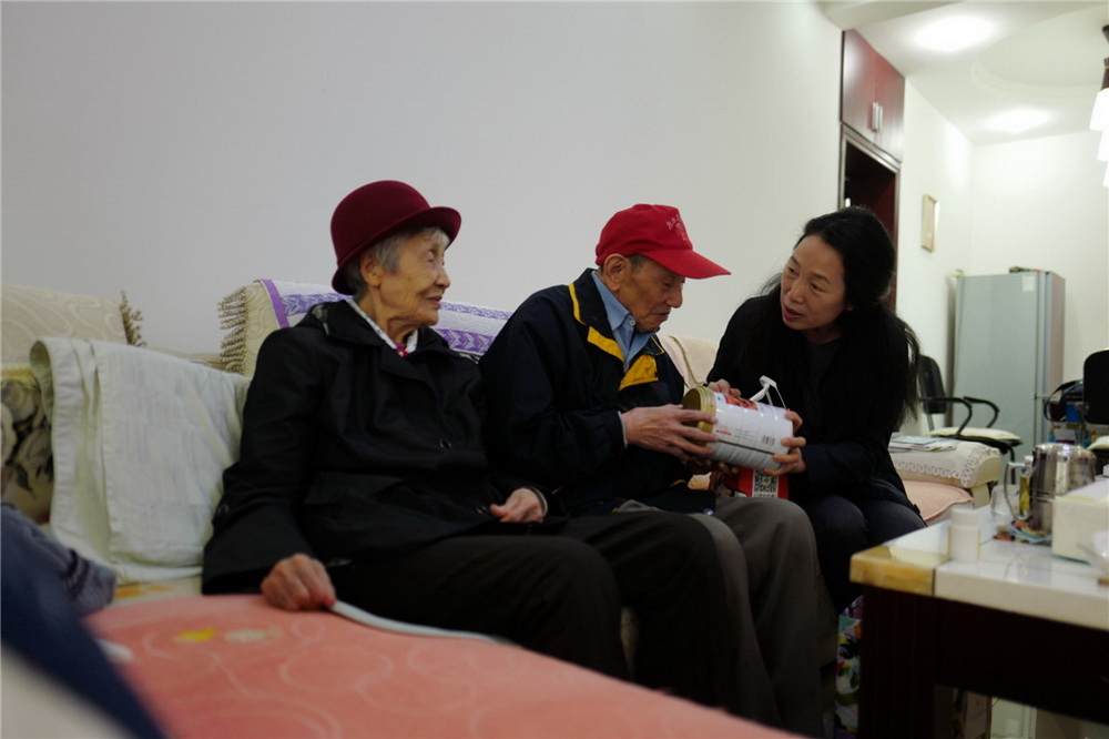 12.Iź͹ϲgԵɿ͠IBƷ(zӰ)