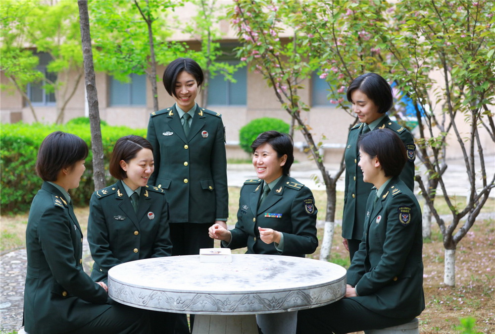 6.ŮԺӑՓWĵ(һ~zӰ)