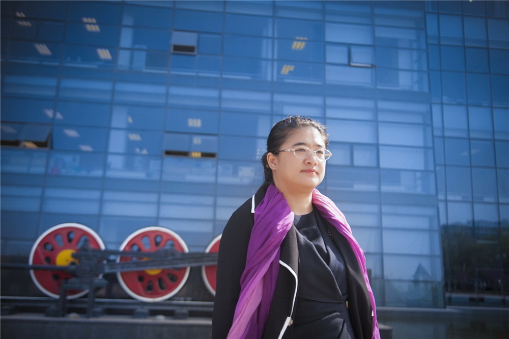 2.Ӣ҇FbIΨһŮ̎(ȻzӰ)