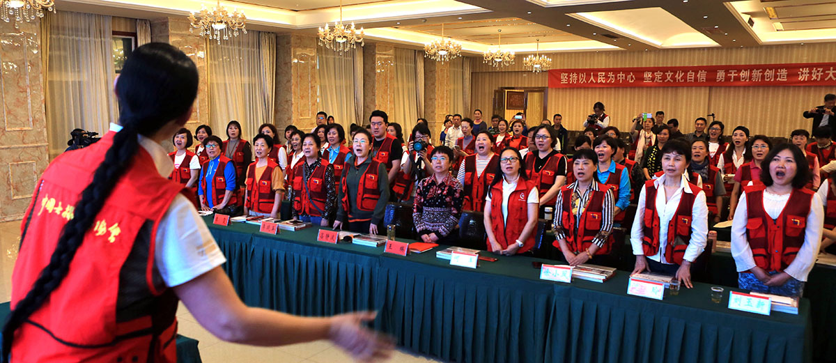 4.ȫwϳЇŮzӰ҅f衱˔zӰ