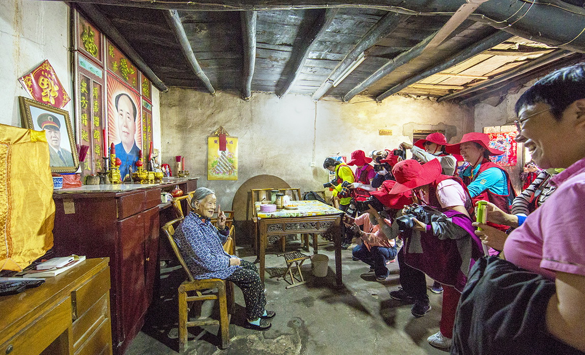 24.ŮzӰҁAʾ AϱvAzӰ