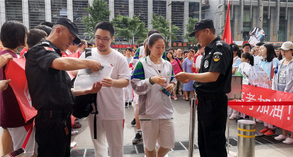 8.һWcCM׿ zӰ