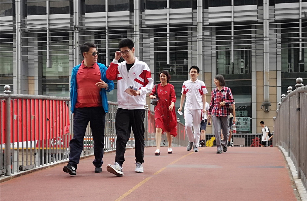 2.һWcLͿ׿ zӰ