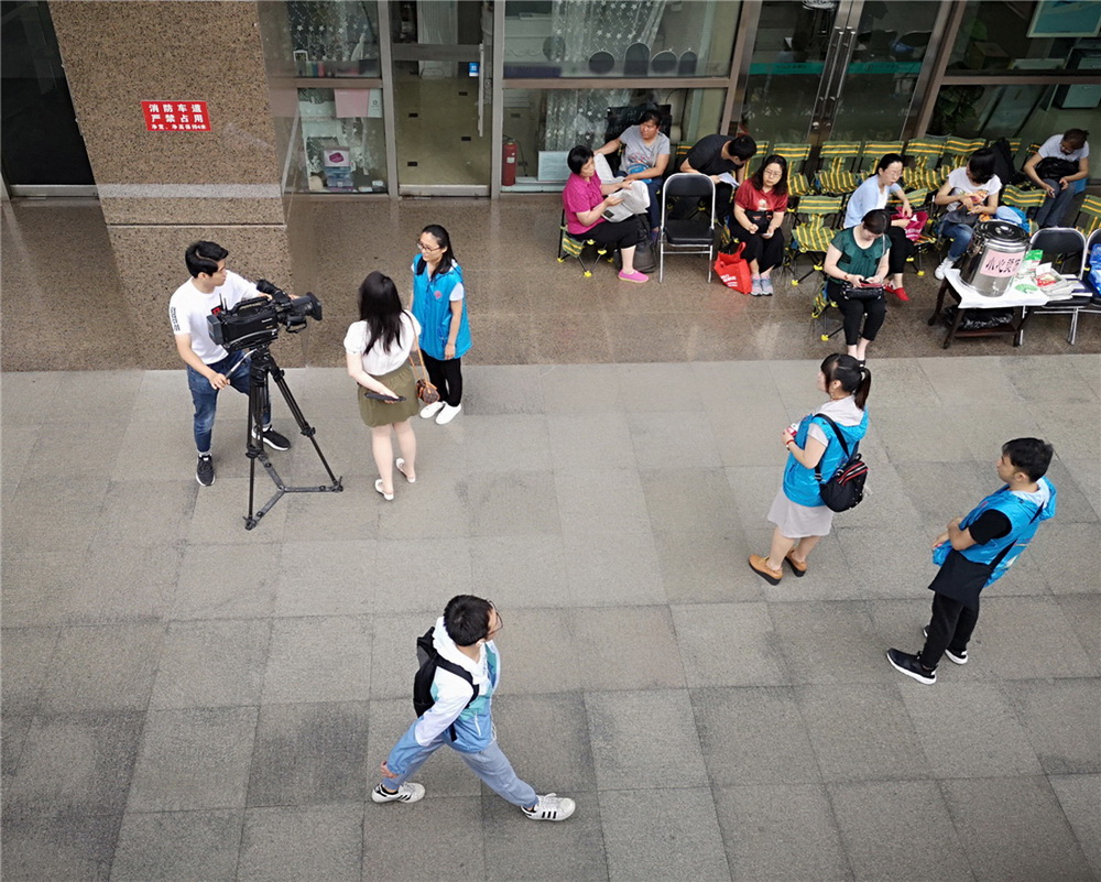 15.һWcýwLc־Ը׿ zӰ