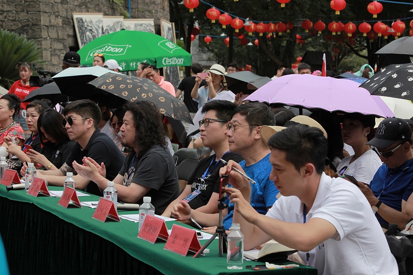 36.Ї{L鮋ߡLiVeFunʹмҡһuxFĔzӰ