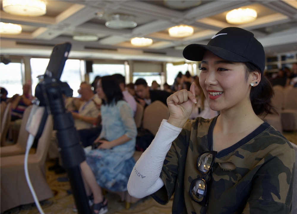 24.ЇLiveFunʹмҡ֙CֱF