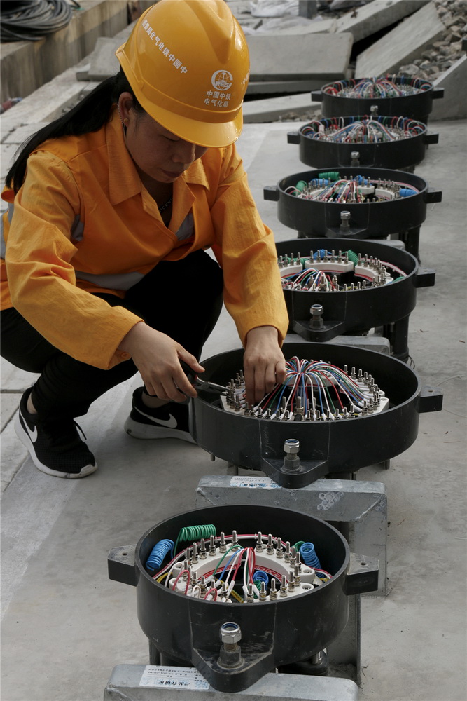 8.ƽվ̖ʩFStڙzy̖侀һpʢ_һ߲ʾջ(܇÷zӰ)