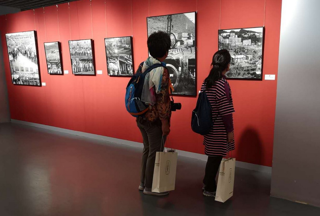 “蔡煥松師徒三代”攝影展在京開幕【3】