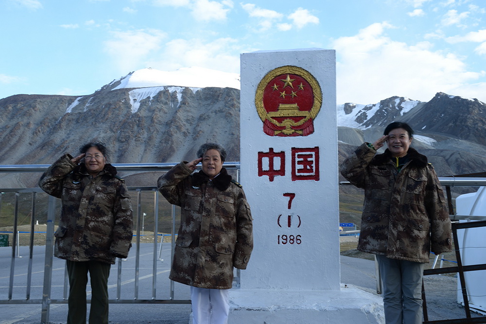 17eѩ5000ߵćTtǰڰӭЇŮzӰοFѮPaһ_չοSyĿٞT