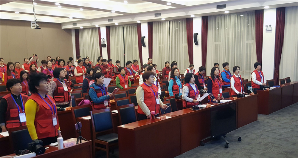 6._ʽȫwWTϳЇŮzӰ҅f衱