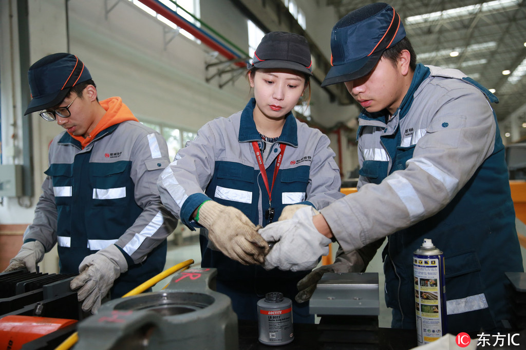 �޵��F����Ů���̎���3��