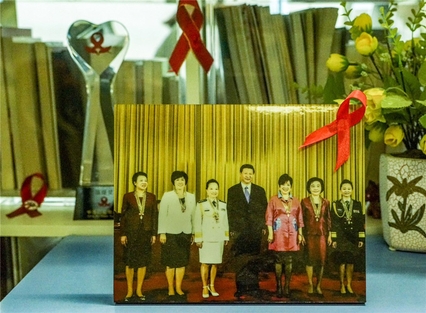 17.2013˘s@õ44϶񠖪ƽϯC(ǏzӰ)