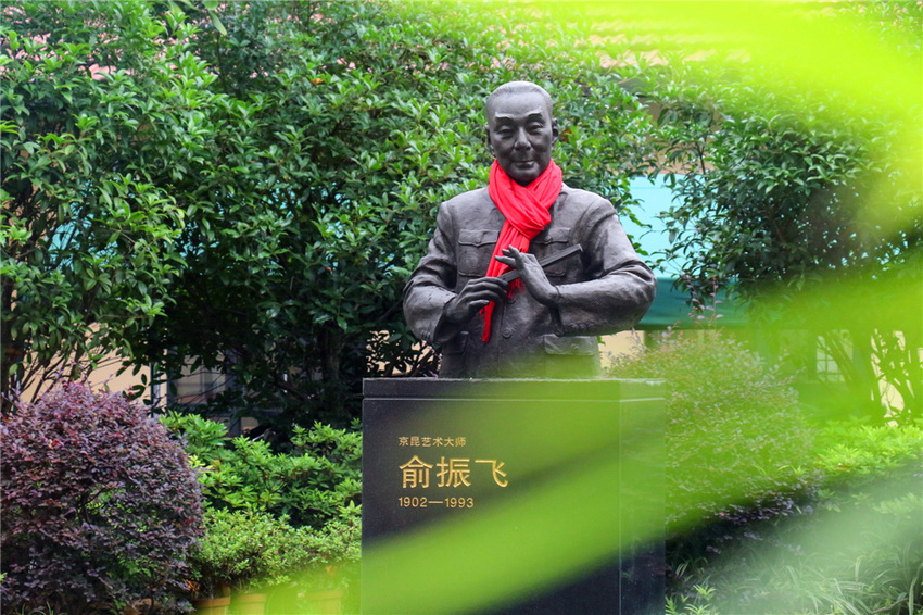 6.MϺFһӳۺǡˇg󎟡wĵ(zӰ)