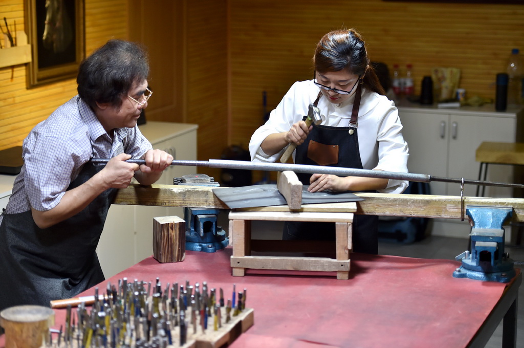 819ʯfСF帡񡱹HŮīMF帡