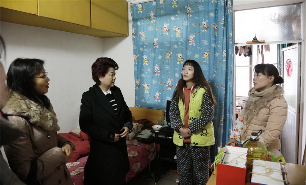 38.Kh򼯈FÅmIF꠲_MȡIKhɷ޹˾2005ṩ˔f͘IλIȡþ޴ɹͬreOͶƹIY6|ԪDmοyHͥ܇÷ z